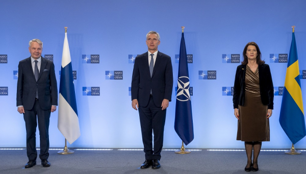 НАТО розширюється: експерт про намір Фінляндії і Швеції стати членами Альянсу