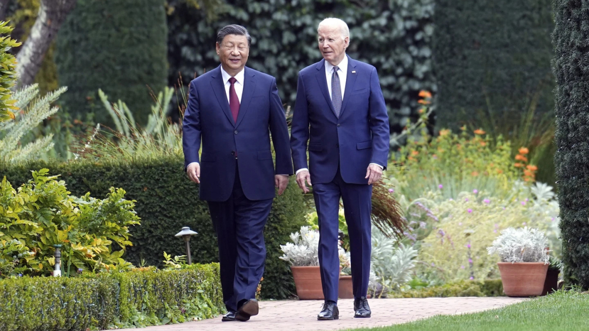 "Китай тяжіє до біполярного світу", – Семенюк про зустріч Байдена і Сі Цзіньпіна